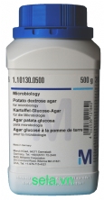 Potato dextrose agar for microbiology