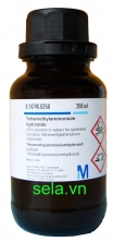 Tetramethylammonium hydroxide (25% solution in water) for synthesis