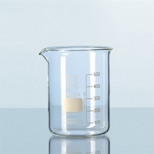 Cốc đốt thấp thành có mỏ